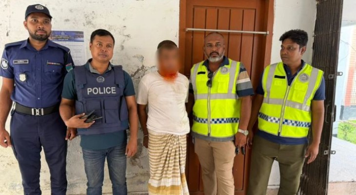 মক্তবপড়ুয়া শিশুকে যৌন হয়রানির অভিযোগে ইমামকে গণপিটুনি দিয়ে পুলিশে সোপর্দ